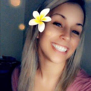 Meet your Posher, Kassie